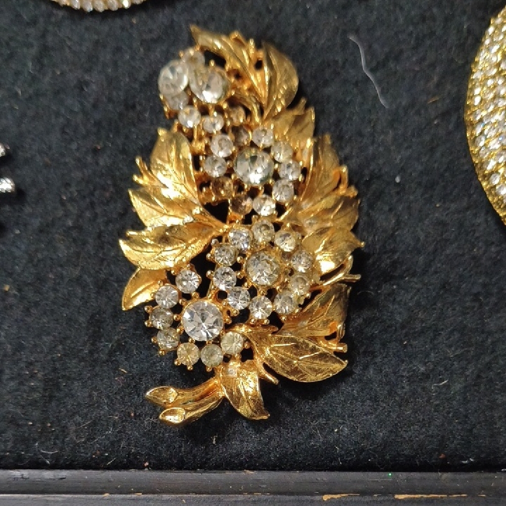 Elegant Gold and Silver Floral Brooch